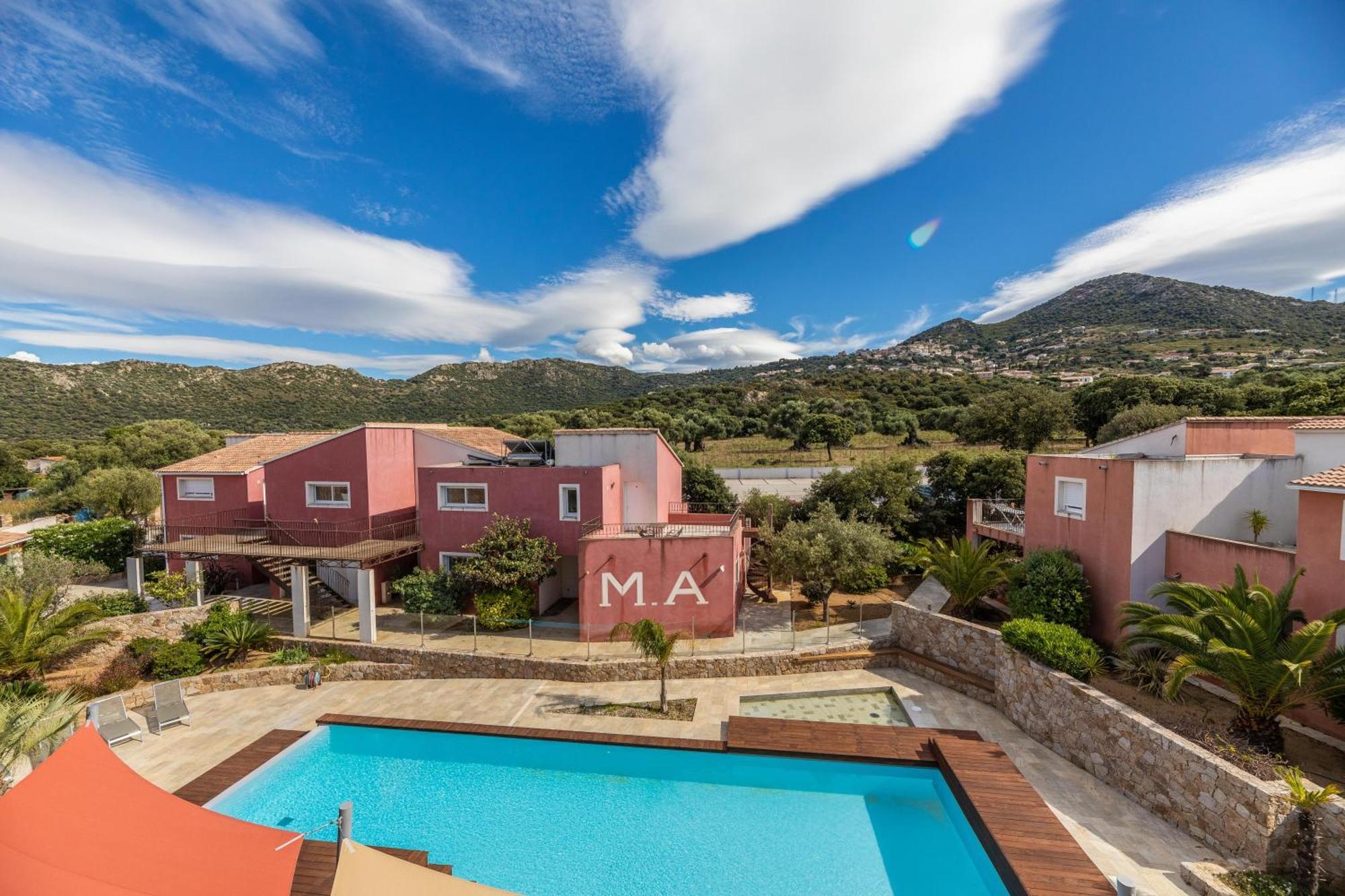 Les Alizes Residence & Spa L'Ile-Rousse  Exterior photo