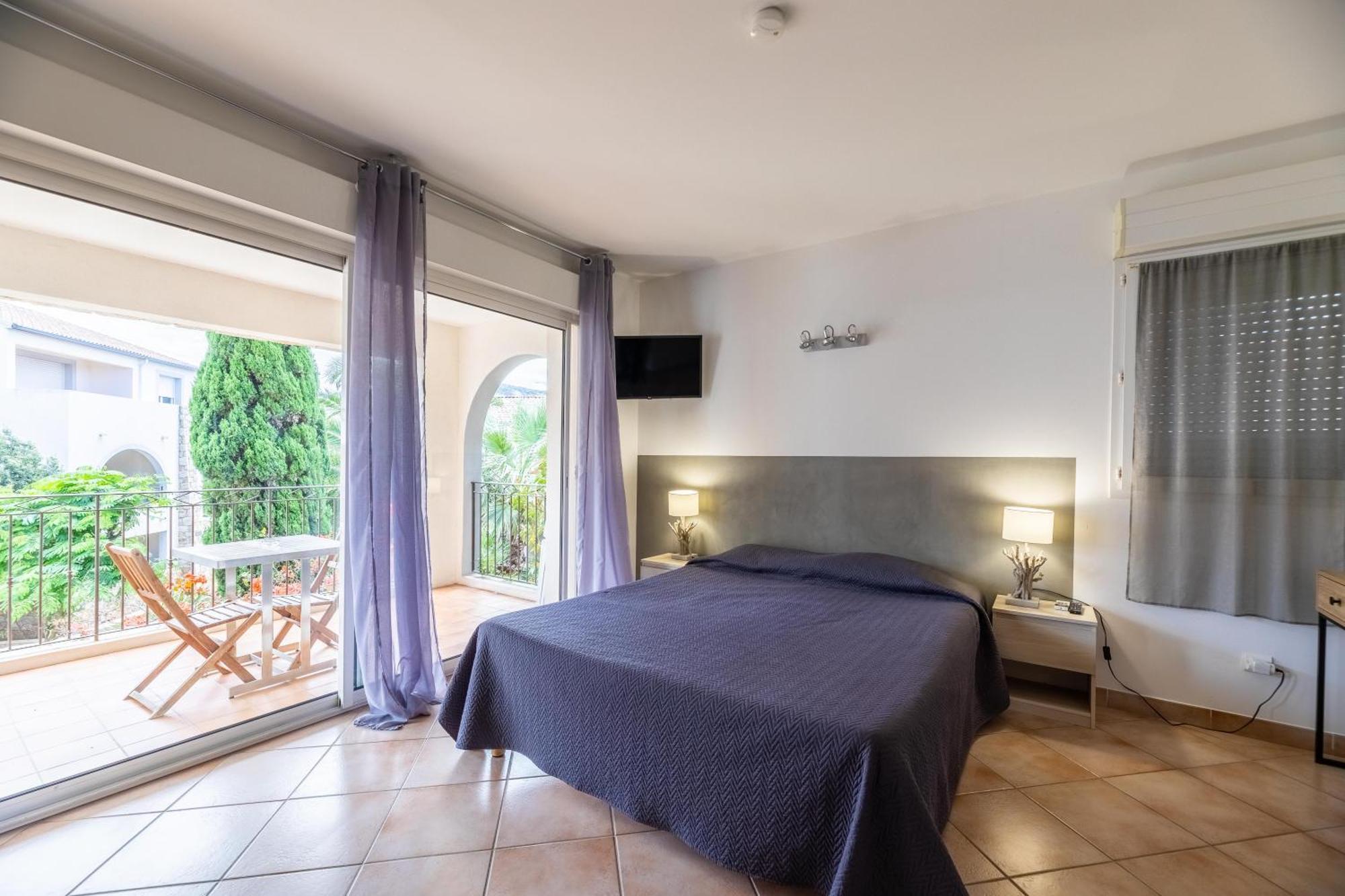 Les Alizes Residence & Spa L'Ile-Rousse  Exterior photo